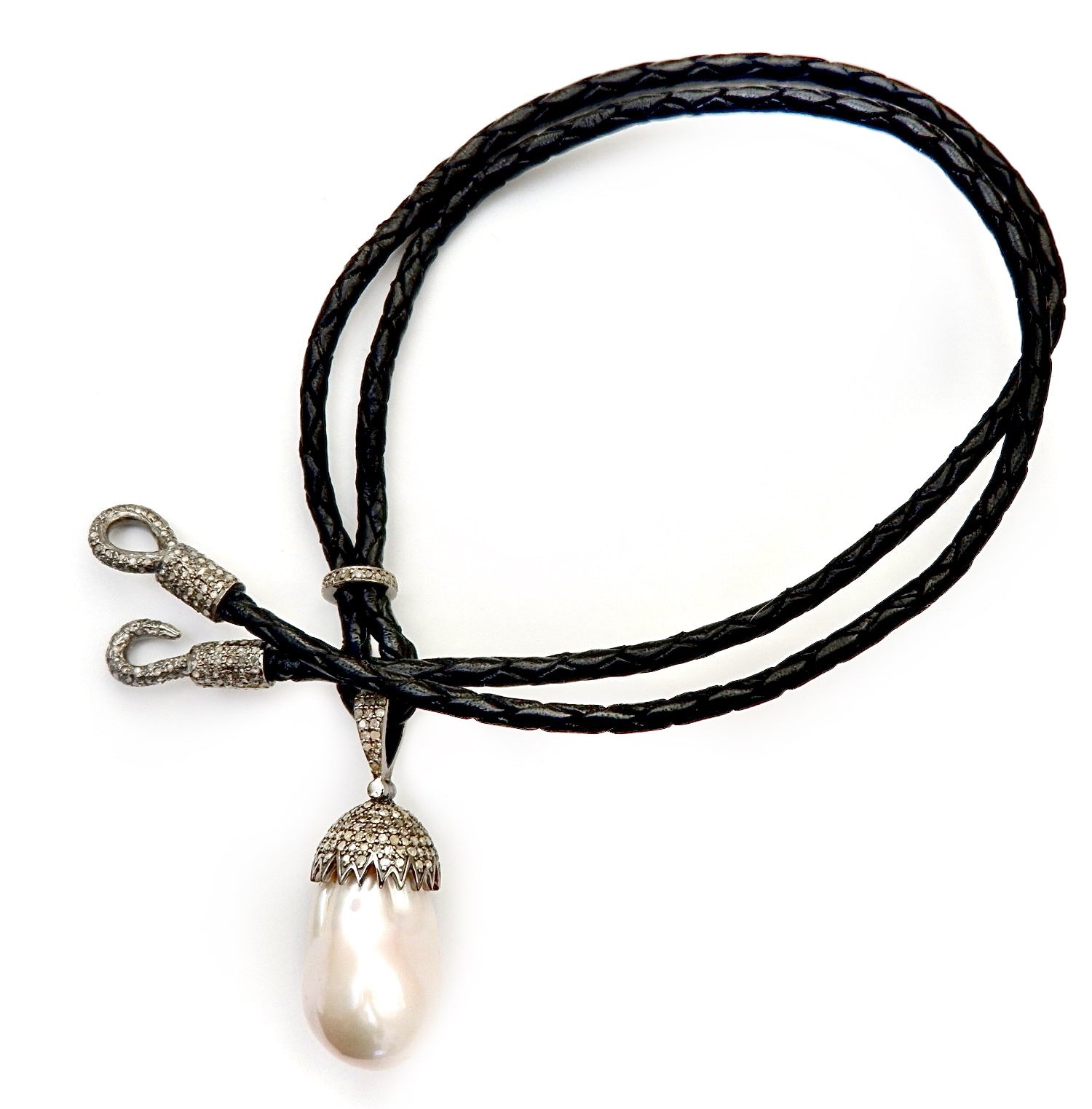 my modern baroque pearl necklace