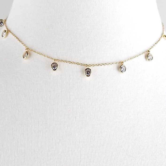 dainty dots necklace