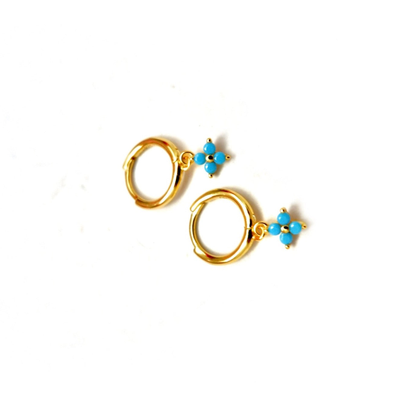 my tiny tiny clover earrings