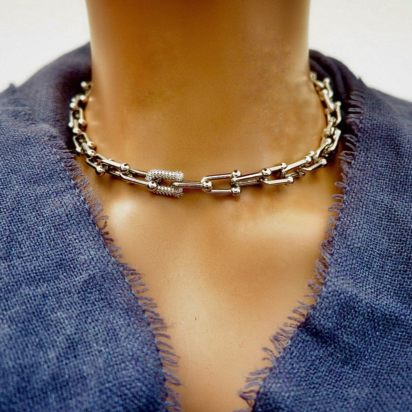 u link chain necklace