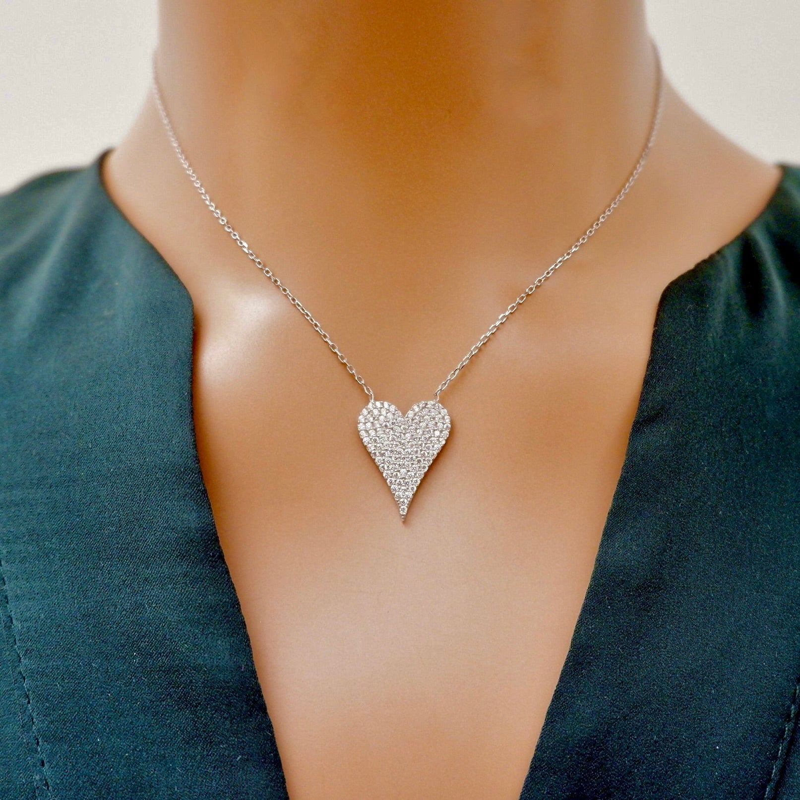 my sparkle heart necklace