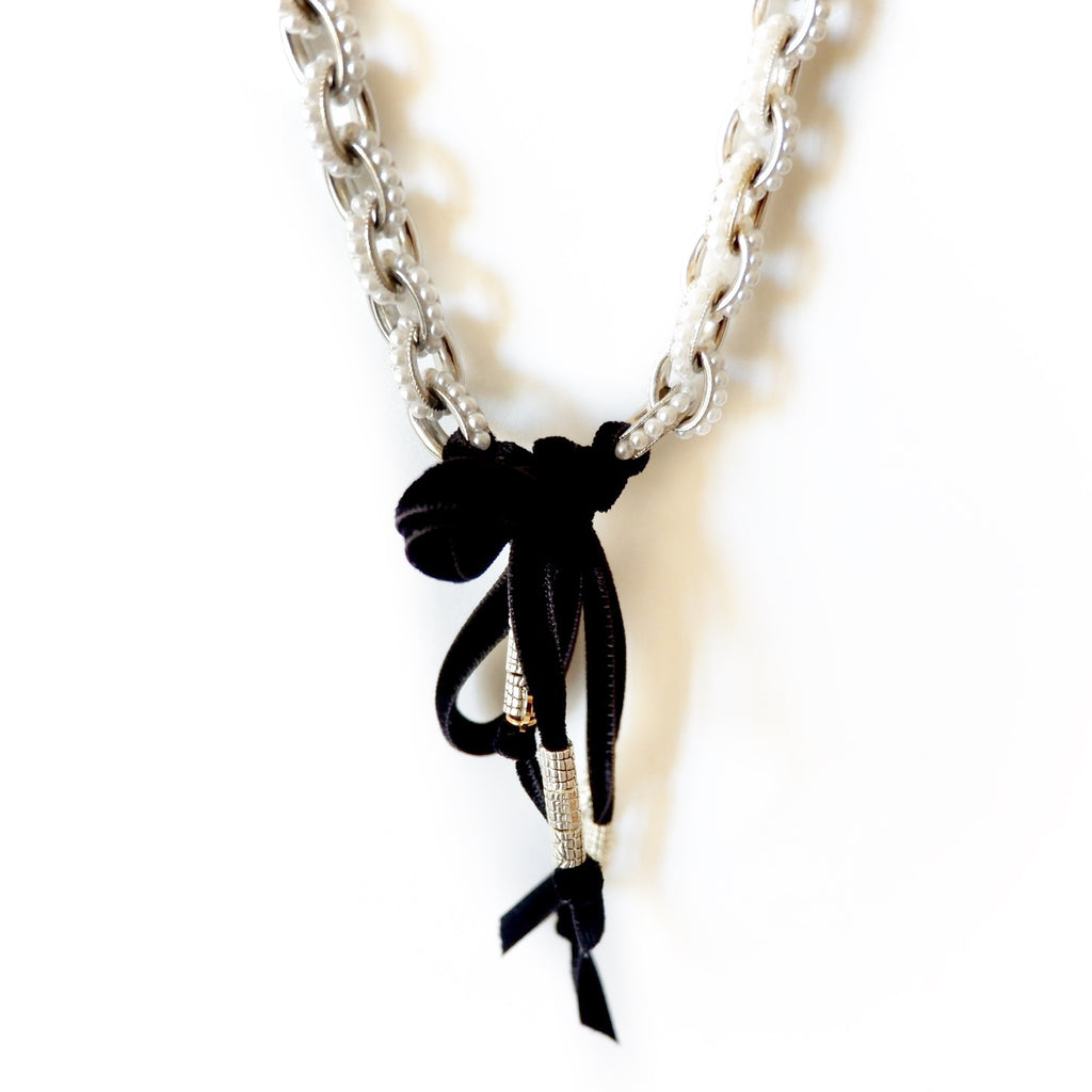 chunky metal and pearl chain necklace