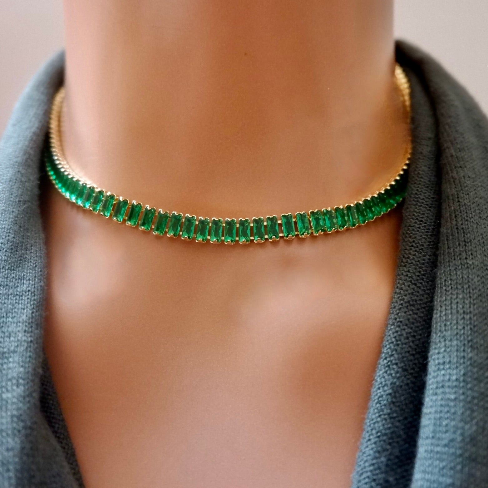 my green crystal choker necklace