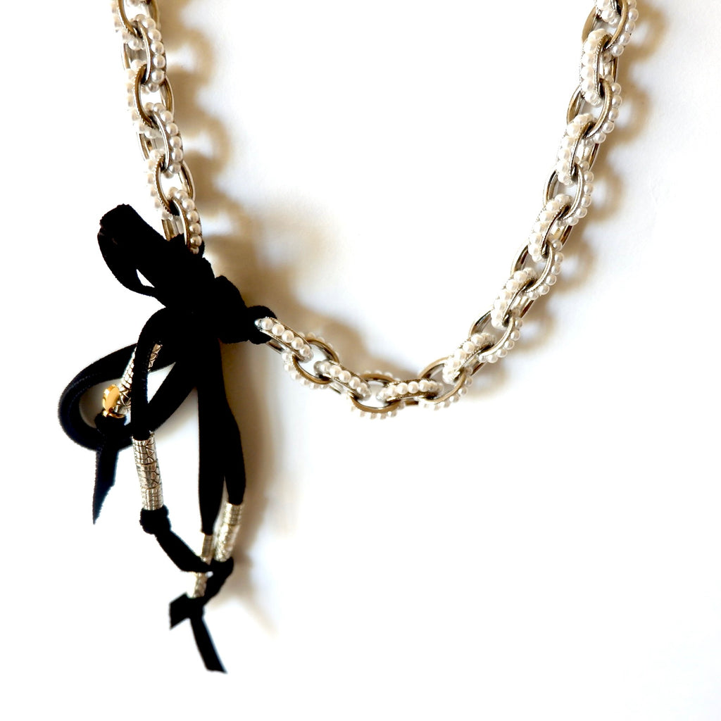chunky metal and pearl chain necklace