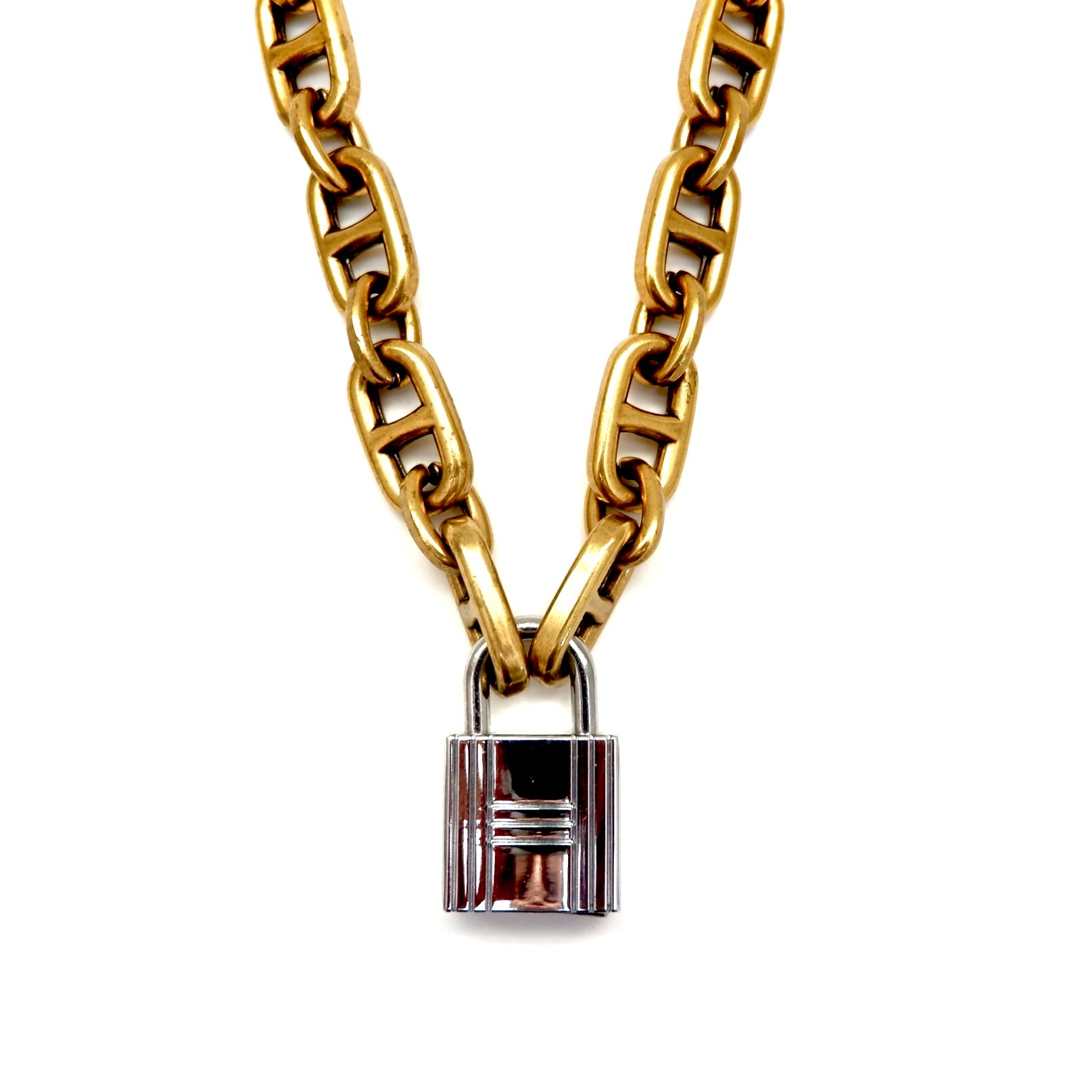 lock chain necklace
