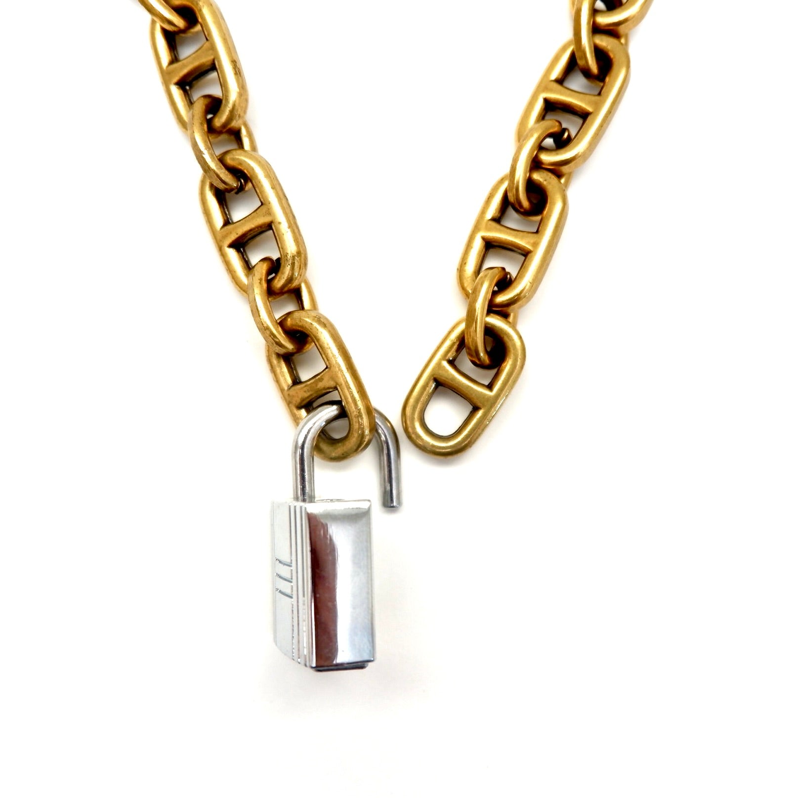 lock chain necklace