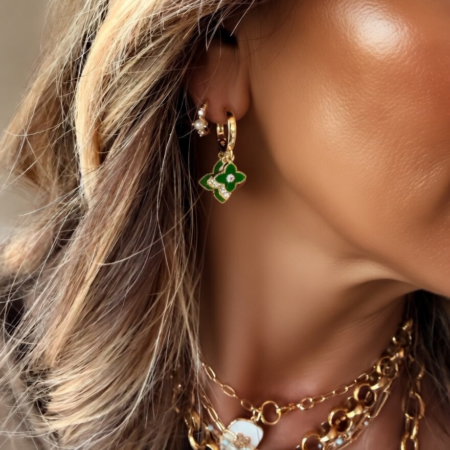 3 dangling clover earrings