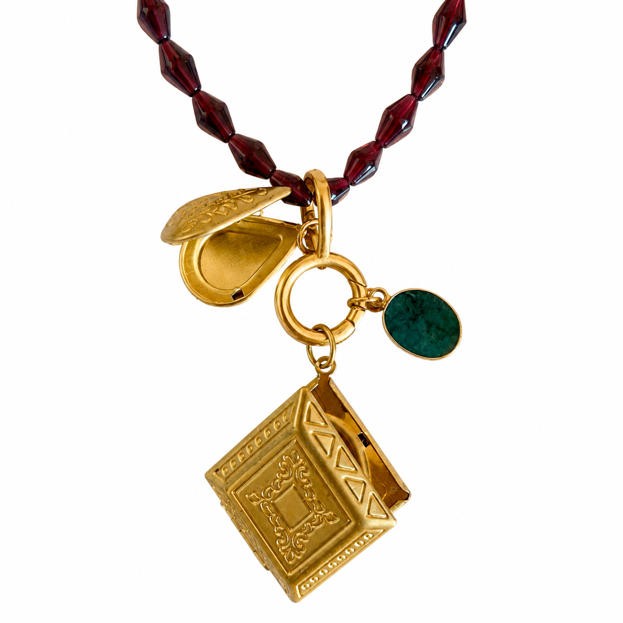vintage garnet x vintage locket  necklace