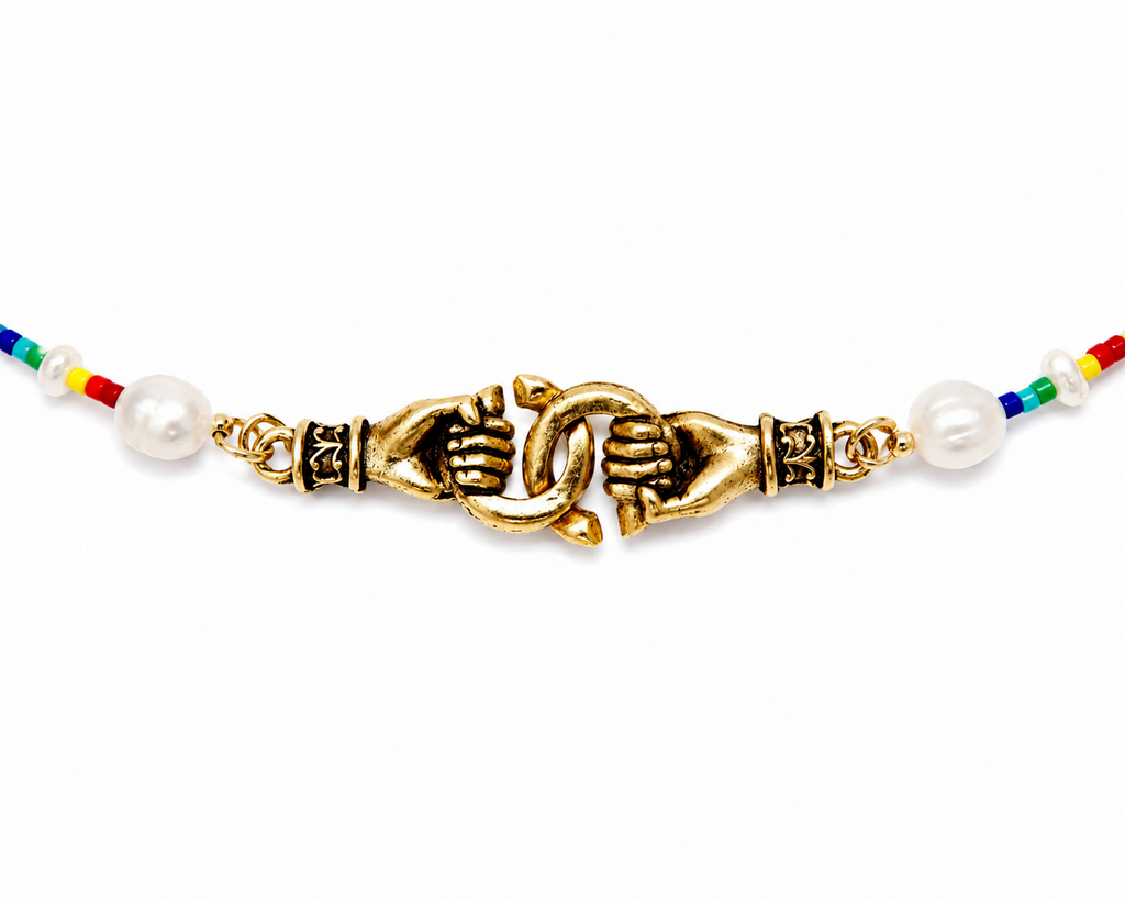 hand in hand pearl choker