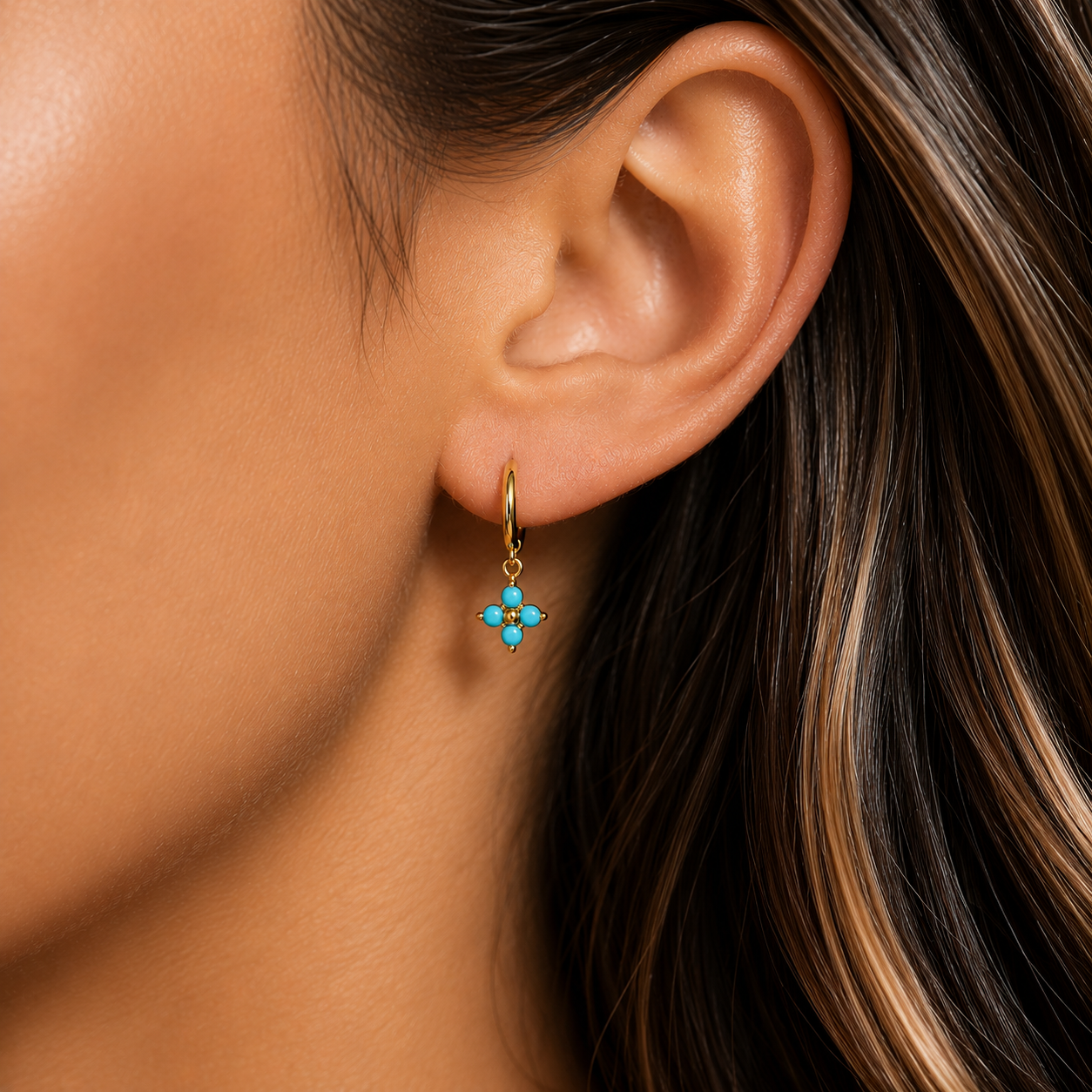tiny x tiny clover earrings