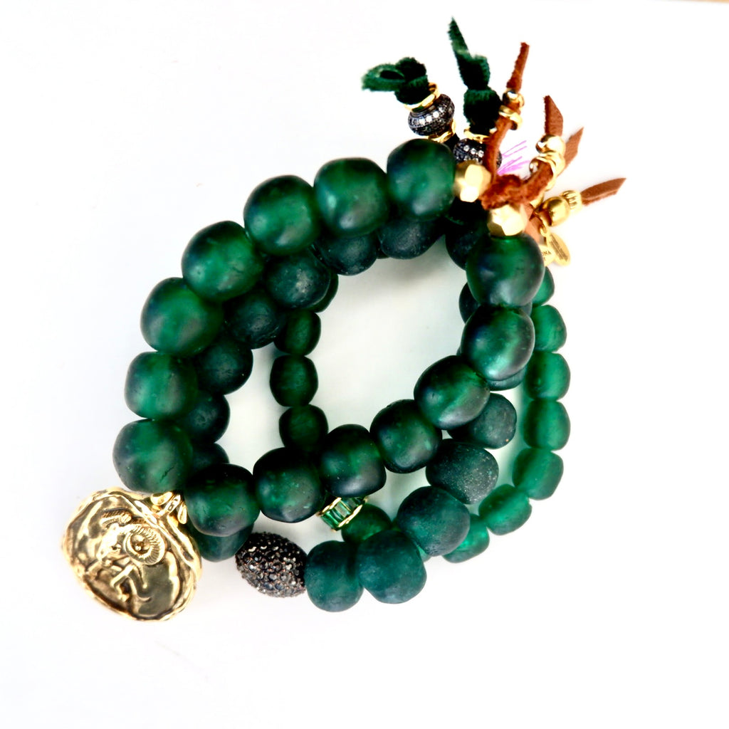vintage glass magic green bracelet