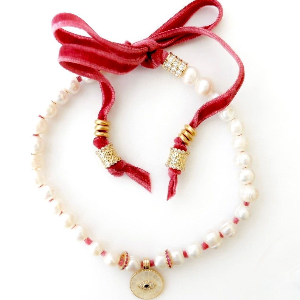 eye x pearl ribbon choker necklace