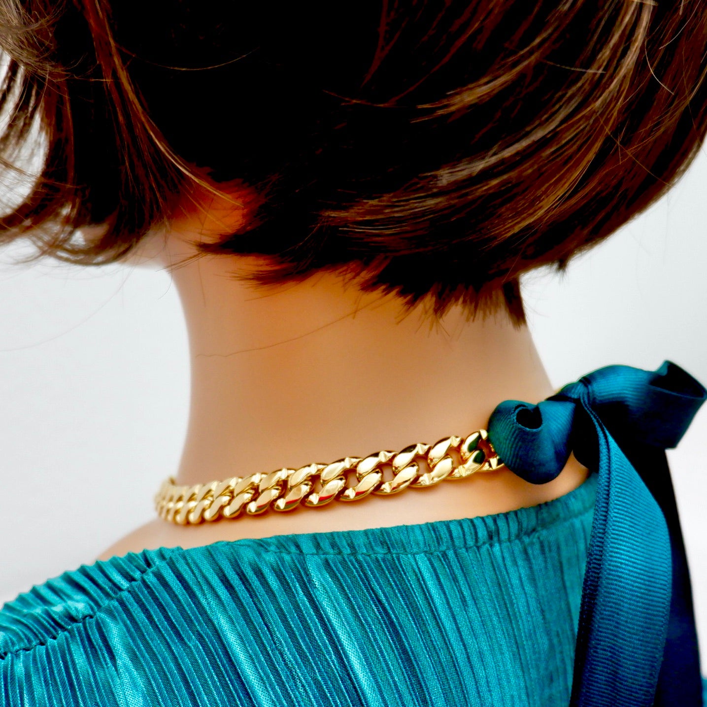 happy cubano choker necklace