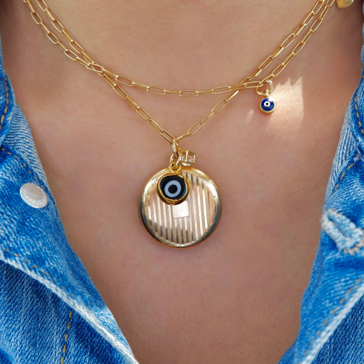 vintage locket necklace