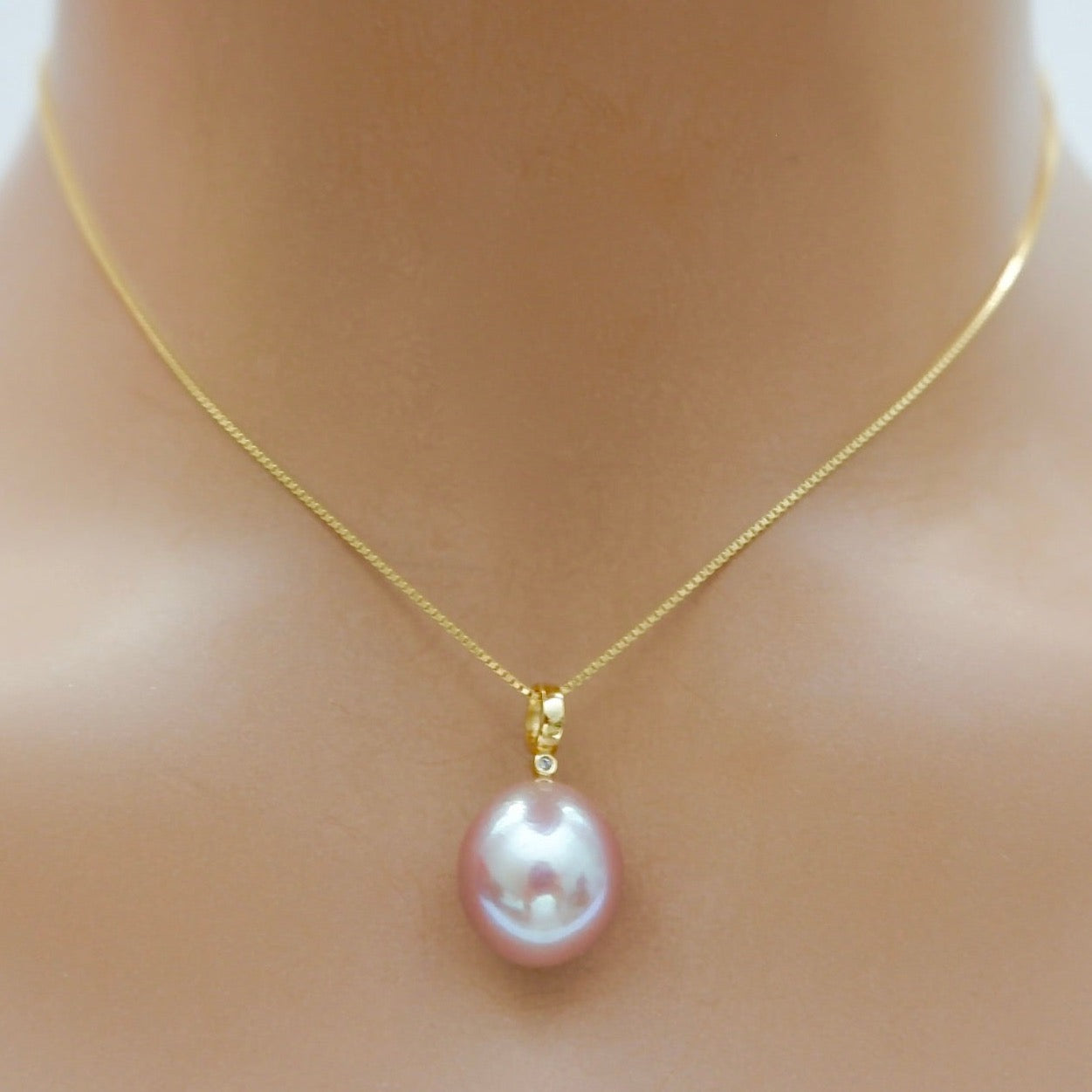 my pink pearl pendant necklace