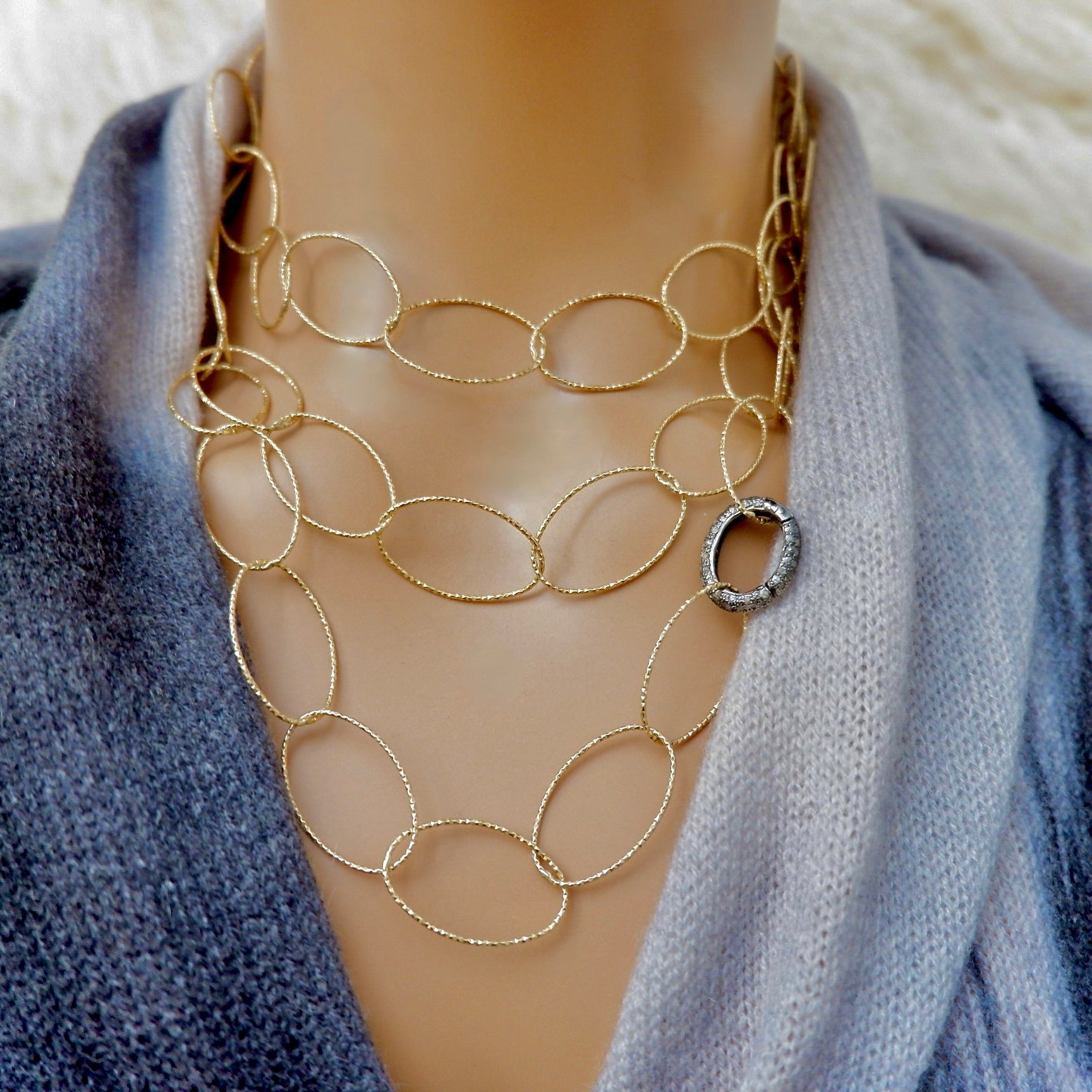 italian gold oval necklace