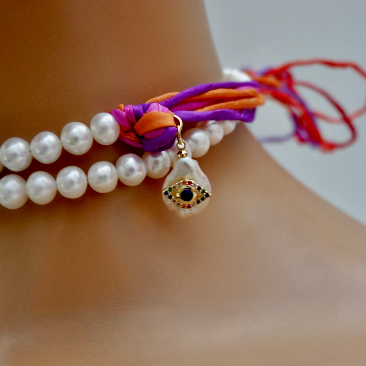 my exotic pearl necklace