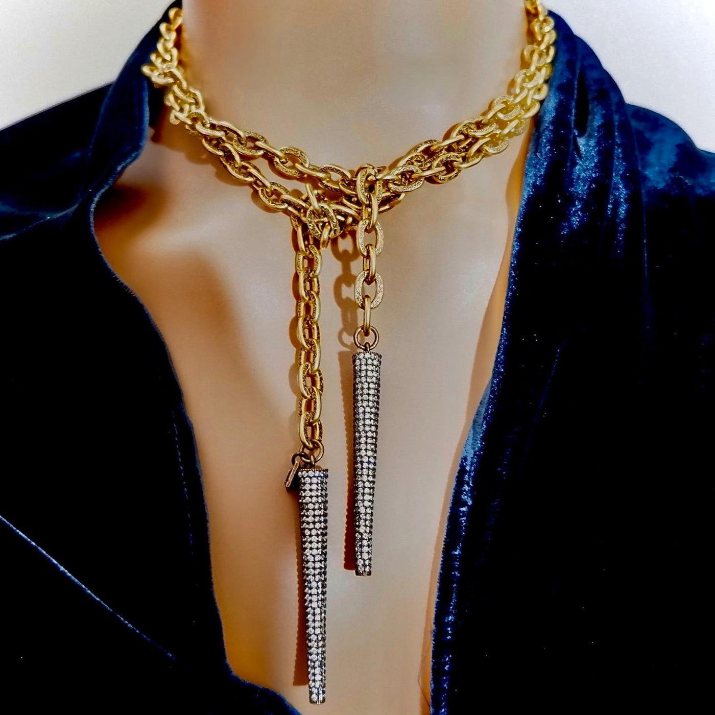 double spikes necklace