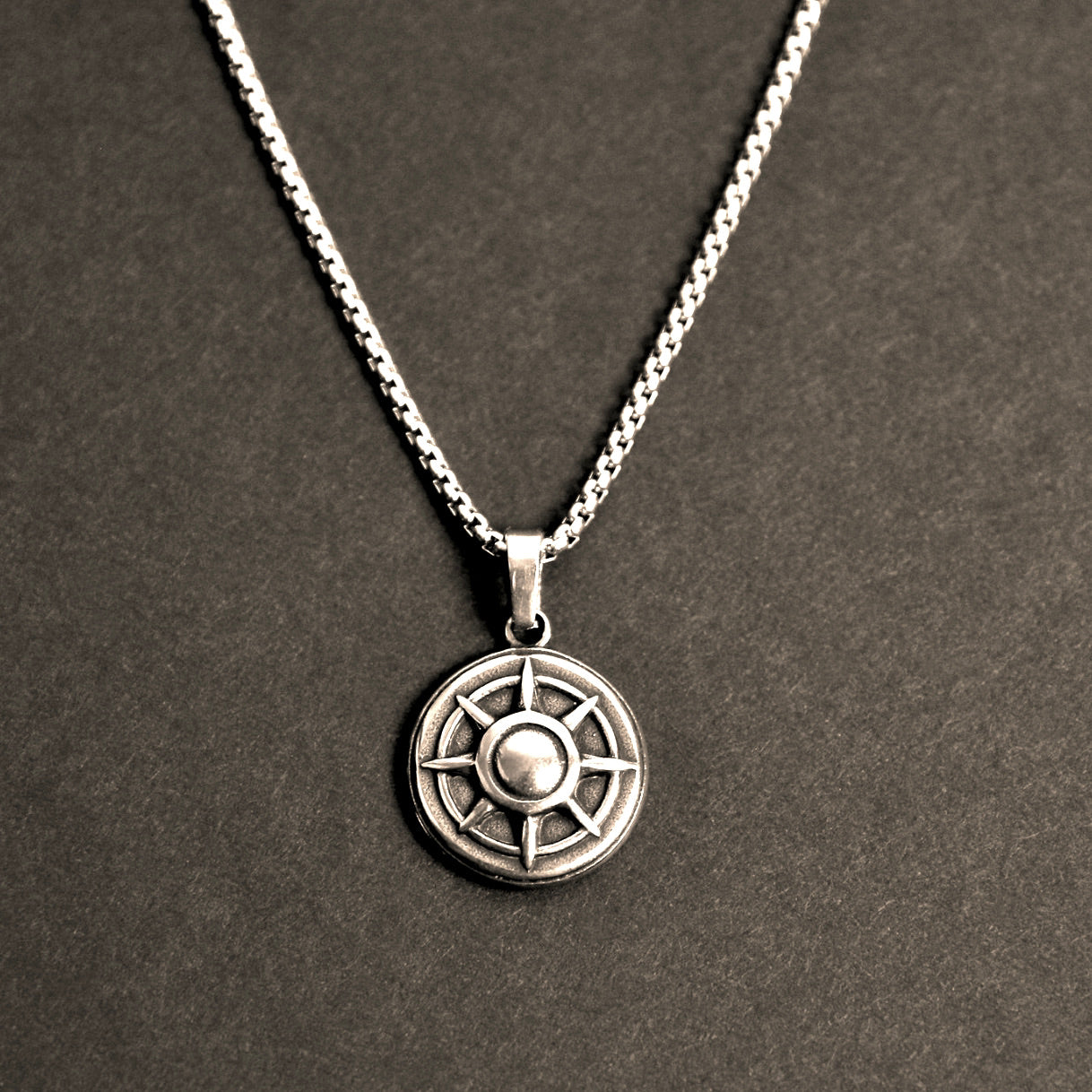 orbit mens necklace